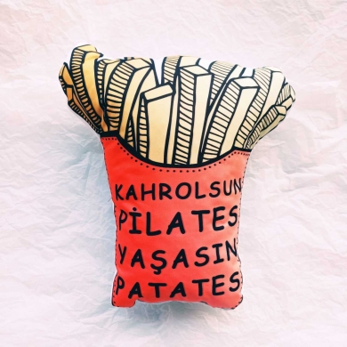 Kahrolsun Pilates Yaşasın Patates Yastık